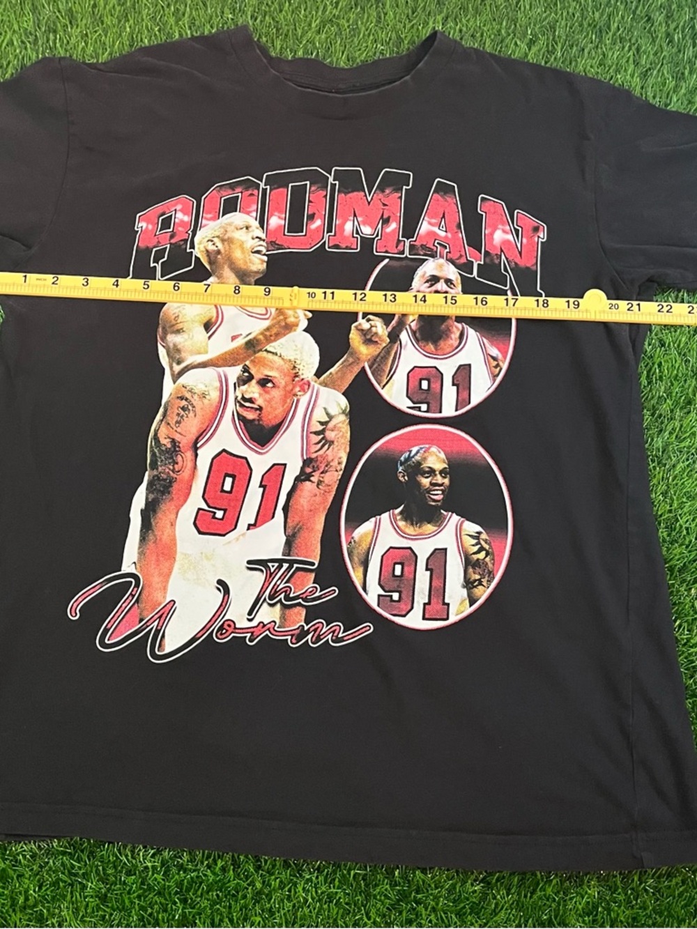 Vintage Style NBA Dennis Rodman Chicago Bulls The Worm T-Shirt Mens Size L - Picture 6 of 7